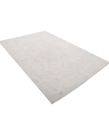 Serenity 5' 10" X 8' 10" Hand Knotted Wool Rug 5' 10" X 8' 10" (178 X 269) / Grey / Wool