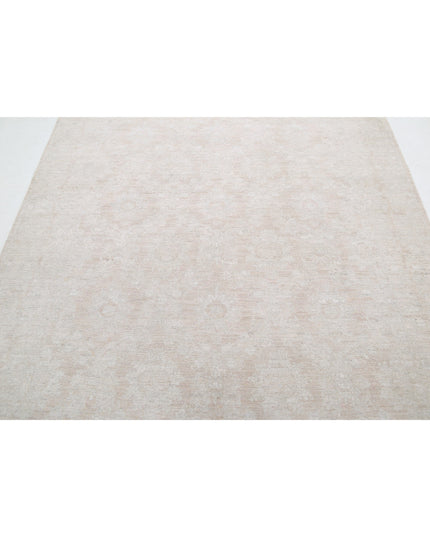 Serenity 5' 10" X 8' 10" Hand Knotted Wool Rug 5' 10" X 8' 10" (178 X 269) / Grey / Wool
