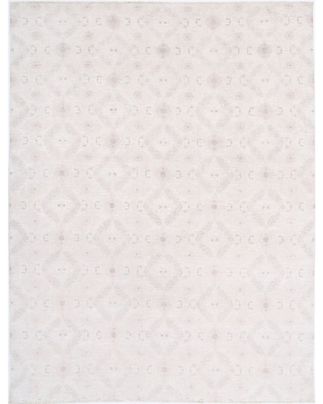 Serenity 9' 1" X 11' 9" Hand Knotted Wool Rug 9' 1" X 11' 9" (277 X 358) / Ivory / Wool