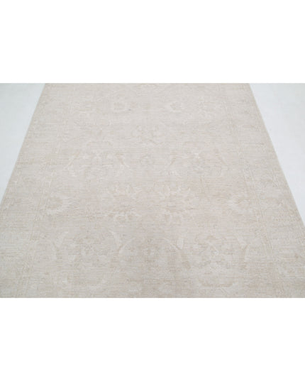Serenity 5' 9" X 8' 7" Hand Knotted Wool Rug 5' 9" X 8' 7" (175 X 262) / Ivory / Wool