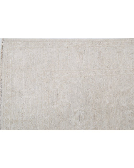 Serenity 5' 9" X 8' 7" Hand Knotted Wool Rug 5' 9" X 8' 7" (175 X 262) / Ivory / Wool