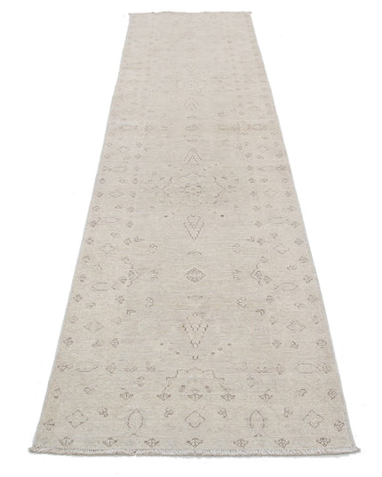 Serenity 2' 7" X 10' 7" Hand Knotted Wool Rug 2' 7" X 10' 7" (79 X 322) / Ivory / Wool