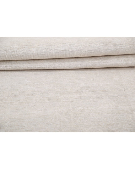 Serenity 2' 6" X 9' 8" Hand Knotted Wool Rug 2' 6" X 9' 8" (76 X 295) / Ivory / Wool