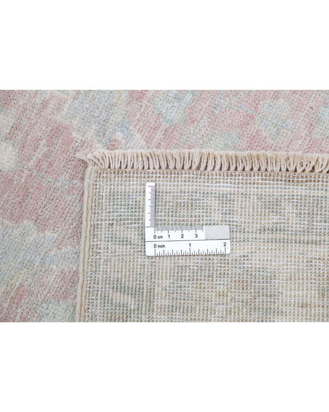 Serenity 2' 6" X 8' 5" Hand Knotted Wool Rug 2' 6" X 8' 5" (76 X 257) / Pink / Wool