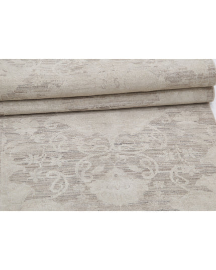 Serenity 2' 6" X 7' 11" Hand Knotted Wool Rug 2' 6" X 7' 11" (76 X 241) / Brown / Wool