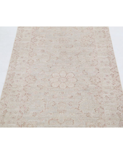 Serenity 2' 6" X 10' 1" Hand Knotted Wool Rug 2' 6" X 10' 1" (76 X 307) / Grey / Wool