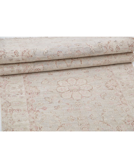 Serenity 2' 6" X 10' 1" Hand Knotted Wool Rug 2' 6" X 10' 1" (76 X 307) / Grey / Wool