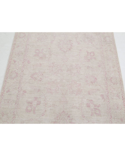 Serenity 3' 10" X 5' 9" Hand Knotted Wool Rug 3' 10" X 5' 9" (117 X 175) / Ivory / Wool