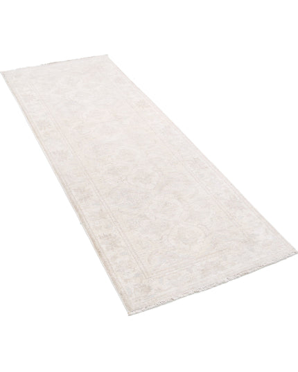 Serenity 2' 5" X 6' 3" Hand Knotted Wool Rug 2' 5" X 6' 3" (74 X 191) / Ivory / Wool