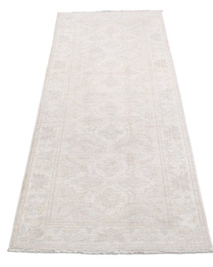 Serenity 2' 5" X 6' 3" Hand Knotted Wool Rug 2' 5" X 6' 3" (74 X 191) / Ivory / Wool