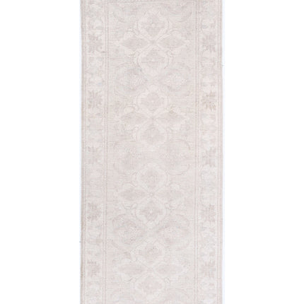 Serenity 2' 5" X 6' 3" Hand Knotted Wool Rug 2' 5" X 6' 3" (74 X 191) / Ivory / Wool