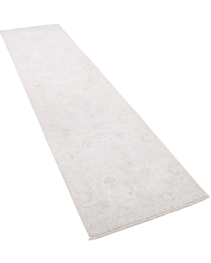 Serenity 2' 5" X 9' 5" Hand Knotted Wool Rug 2' 5" X 9' 5" (74 X 287) / Ivory / Wool