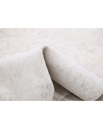 Serenity 2' 5" X 9' 5" Hand Knotted Wool Rug 2' 5" X 9' 5" (74 X 287) / Ivory / Wool