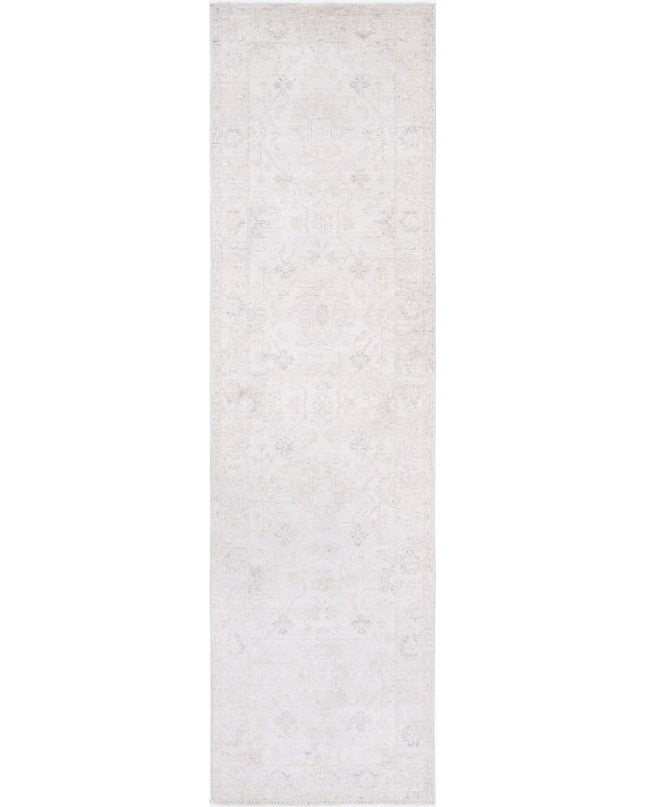 Serenity 2' 5" X 9' 5" Hand Knotted Wool Rug 2' 5" X 9' 5" (74 X 287) / Ivory / Wool