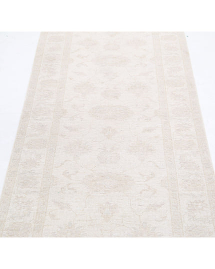 Serenity 2' 6" X 9' 7" Hand Knotted Wool Rug 2' 6" X 9' 7" (76 X 292) / Ivory / Wool