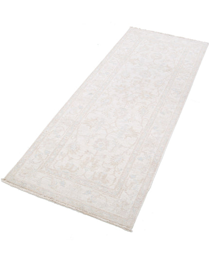 Serenity 2' 5" X 6' 4" Hand Knotted Wool Rug 2' 5" X 6' 4" (74 X 193) / Ivory / Wool