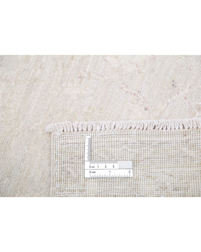 Serenity 2' 6" X 8' 2" Hand Knotted Wool Rug 2' 6" X 8' 2" (76 X 249) / Grey / Wool