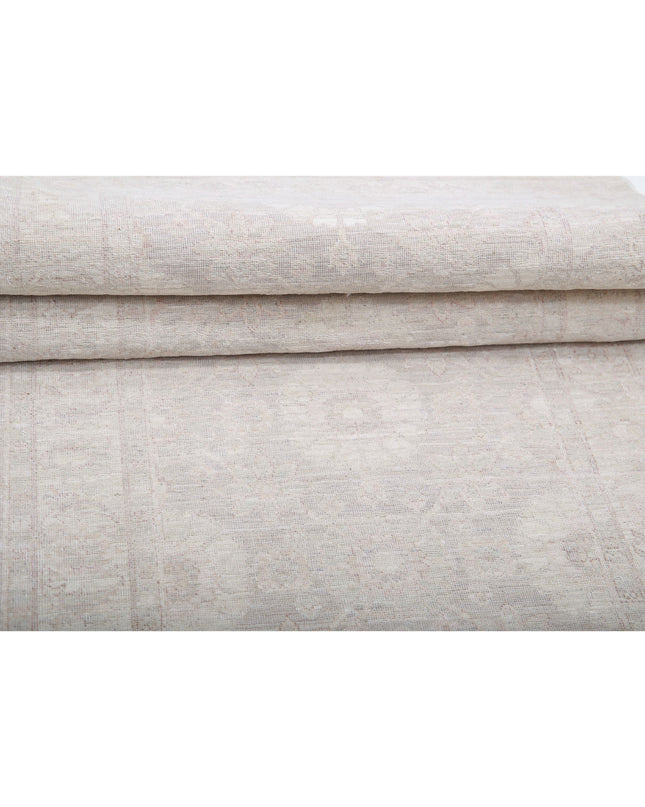 Serenity 2' 9" X 10' 2" Hand Knotted Wool Rug 2' 9" X 10' 2" (84 X 310) / Grey / Wool