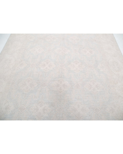 Serenity 7' 10" X 9' 7" Hand Knotted Wool Rug 7' 10" X 9' 7" (239 X 292) / Ivory / Wool