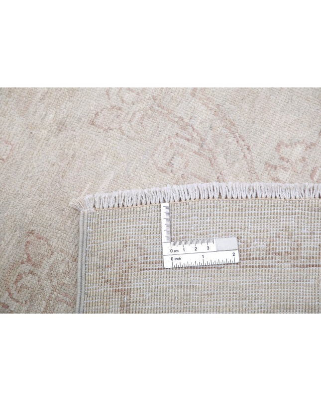 Serenity 2' 8" X 8' 0" Hand Knotted Wool Rug 2' 8" X 8' 0" (81 X 244) / Ivory / Wool