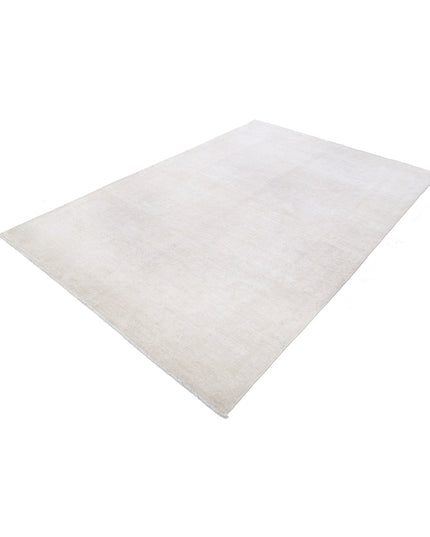 Serenity 5' 11" X 8' 9" Hand Knotted Wool Rug 5' 11" X 8' 9" (180 X 267) / Ivory / Wool