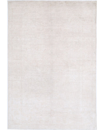 Serenity 5' 11" X 8' 9" Hand Knotted Wool Rug 5' 11" X 8' 9" (180 X 267) / Ivory / Wool