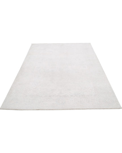 Serenity 5' 7" X 7' 8" Hand Knotted Wool Rug 5' 7" X 7' 8" (170 X 234) / Ivory / Wool