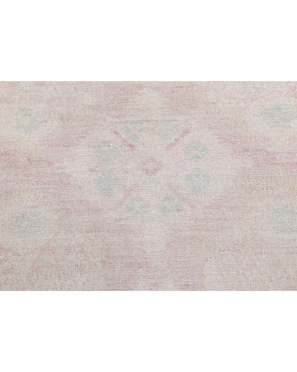 Serenity 8' 0" X 9' 1" Hand Knotted Wool Rug 8' 0" X 9' 1" (244 X 277) / Ivory / Wool