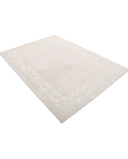 Serenity 5' 7" X 7' 8" Hand Knotted Wool Rug 5' 7" X 7' 8" (170 X 234) / Grey / Wool