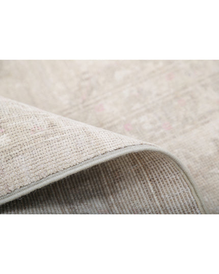 Serenity 5' 7" X 7' 8" Hand Knotted Wool Rug 5' 7" X 7' 8" (170 X 234) / Grey / Wool