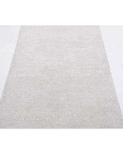 Serenity 3' 2" X 9' 10" Hand Knotted Wool Rug 3' 2" X 9' 10" (97 X 300) / Ivory / Wool