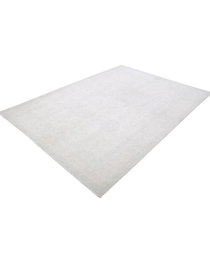 Serenity 6' 2" X 8' 5" Hand Knotted Wool Rug 6' 2" X 8' 5" (188 X 257) / Ivory / Wool