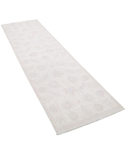 Serenity 2' 7" X 8' 7" Hand Knotted Wool Rug 2' 7" X 8' 7" (79 X 262) / Ivory / Wool