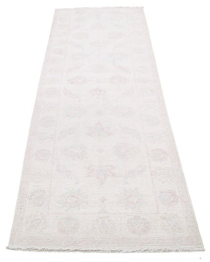 Serenity 2' 7" X 8' 7" Hand Knotted Wool Rug 2' 7" X 8' 7" (79 X 262) / Ivory / Wool