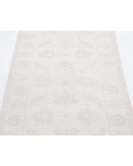 Serenity 2' 7" X 8' 7" Hand Knotted Wool Rug 2' 7" X 8' 7" (79 X 262) / Ivory / Wool