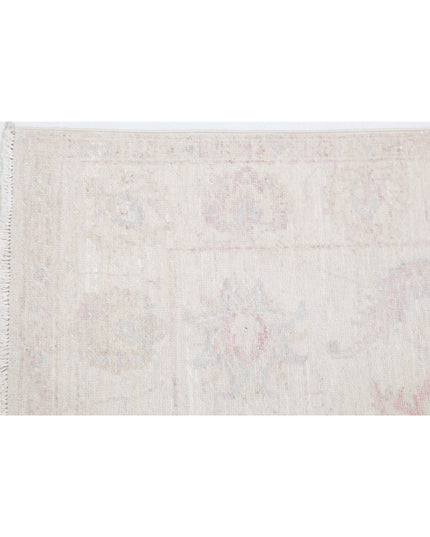 Serenity 2' 7" X 8' 7" Hand Knotted Wool Rug 2' 7" X 8' 7" (79 X 262) / Ivory / Wool