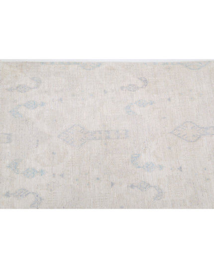Serenity 9' 10" X 14' 2" Hand Knotted Wool Rug 9' 10" X 14' 2" (300 X 432) / Ivory / Wool