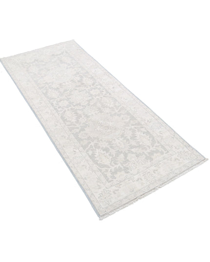 Serenity 2' 6" X 5' 11" Hand Knotted Wool Rug 2' 6" X 5' 11" (76 X 180) / Grey / Wool