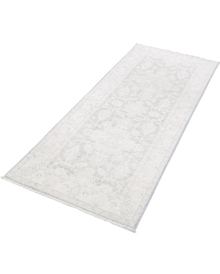 Serenity 2' 6" X 5' 11" Hand Knotted Wool Rug 2' 6" X 5' 11" (76 X 180) / Grey / Wool