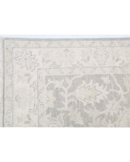 Serenity 2' 6" X 5' 11" Hand Knotted Wool Rug 2' 6" X 5' 11" (76 X 180) / Grey / Wool