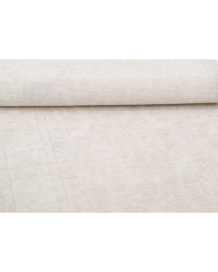 Serenity 3' 1" X 10' 6" Hand Knotted Wool Rug 3' 1" X 10' 6" (94 X 320) / Taupe / Wool