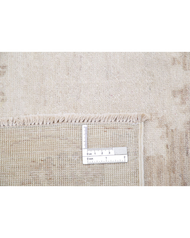 Serenity 3' 10" X 5' 10" Hand Knotted Wool Rug 3' 10" X 5' 10" (117 X 178) / Brown / Wool