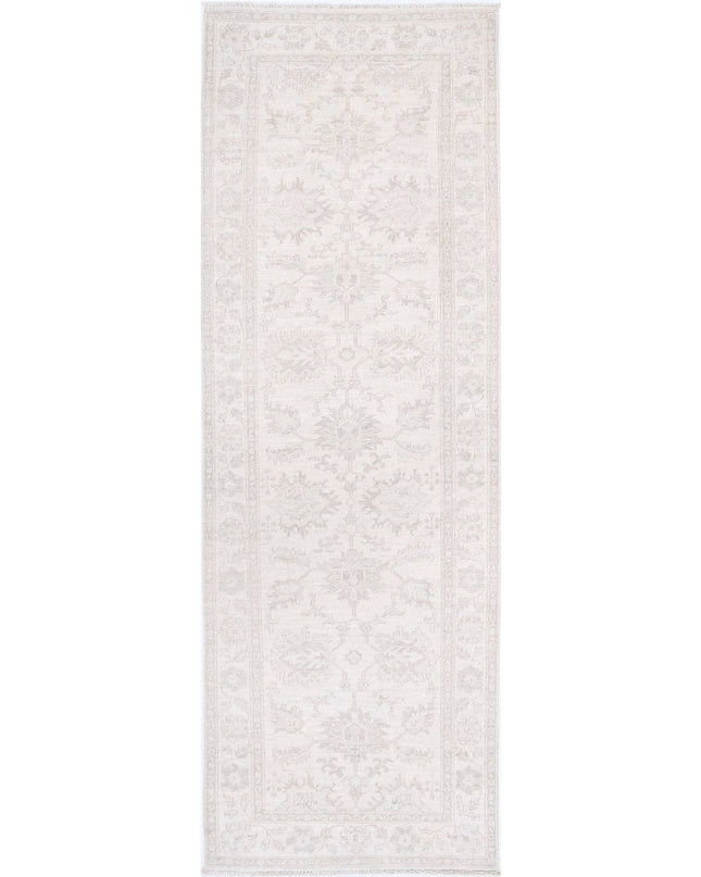 Serenity 2' 6" X 7' 11" Hand Knotted Wool Rug 2' 6" X 7' 11" (76 X 241) / Ivory / Wool