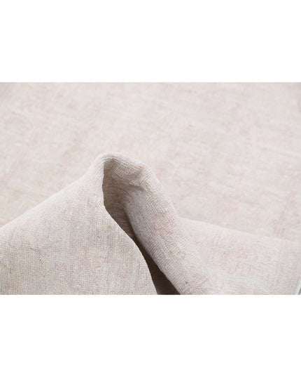 Serenity 2' 5" X 9' 9" Hand Knotted Wool Rug 2' 5" X 9' 9" (74 X 297) / Ivory / Wool