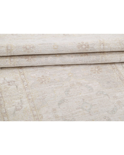Serenity 3' 4" X 9' 10" Hand Knotted Wool Rug 3' 4" X 9' 10" (101 X 300) / Ivory / Wool