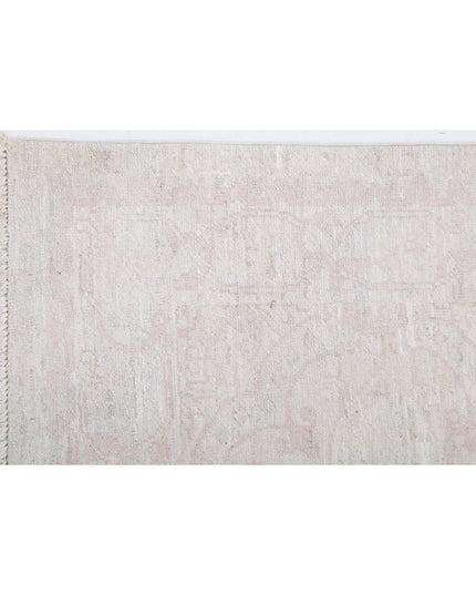 Serenity 2' 8" X 7' 9" Hand Knotted Wool Rug 2' 8" X 7' 9" (81 X 236) / Ivory / Wool