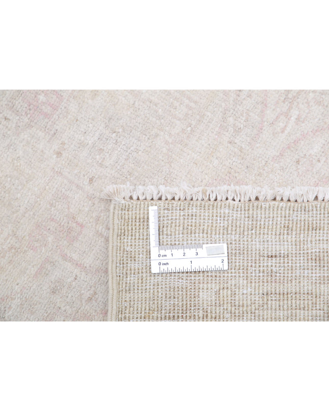 Serenity 2' 8" X 7' 9" Hand Knotted Wool Rug 2' 8" X 7' 9" (81 X 236) / Ivory / Wool