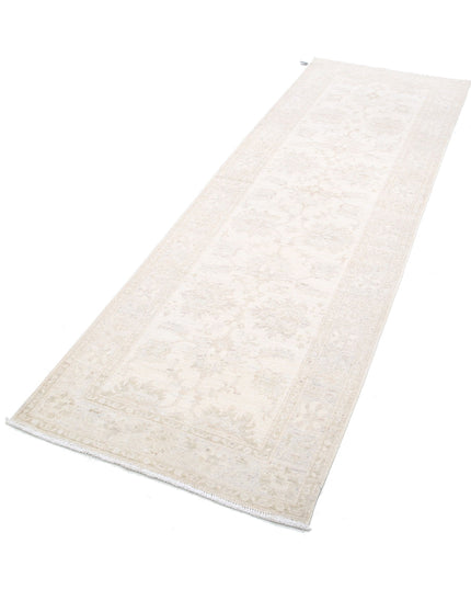 Serenity 2' 7" X 8' 0" Hand Knotted Wool Rug 2' 7" X 8' 0" (79 X 244) / Ivory / Wool