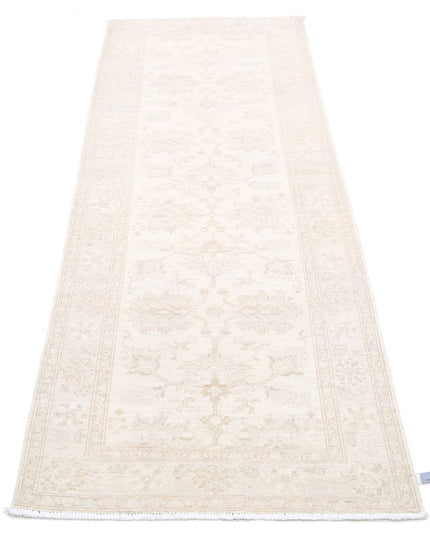 Serenity 2' 7" X 8' 0" Hand Knotted Wool Rug 2' 7" X 8' 0" (79 X 244) / Ivory / Wool