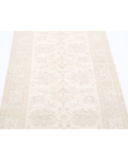 Serenity 2' 7" X 8' 0" Hand Knotted Wool Rug 2' 7" X 8' 0" (79 X 244) / Ivory / Wool